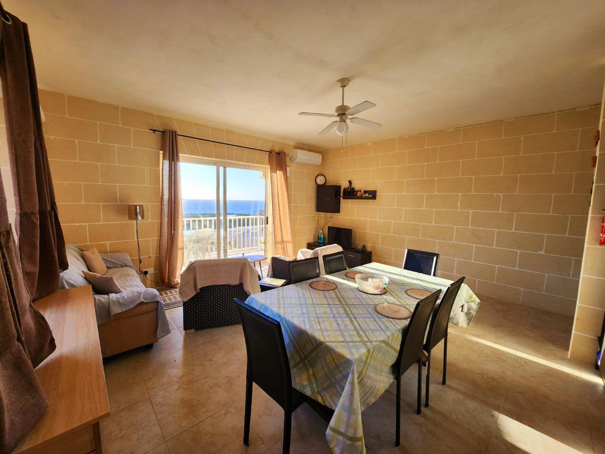 Palm Court Apartment Xlendi Bagian luar foto
